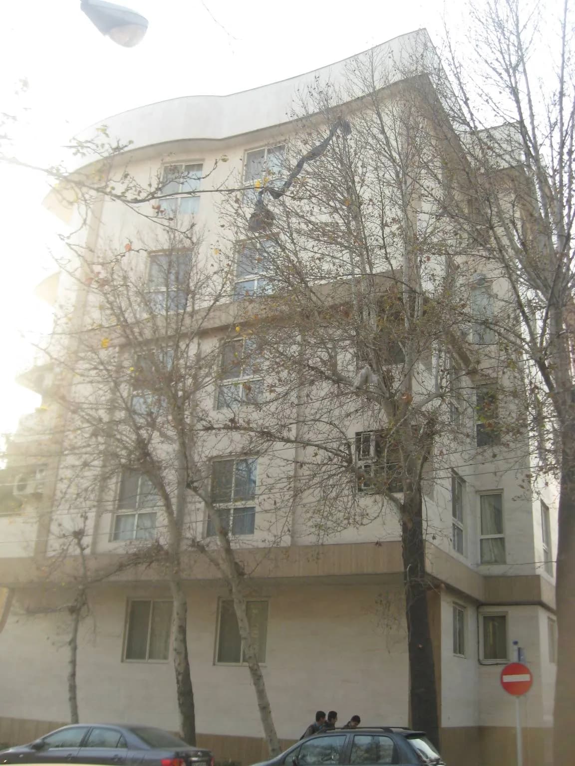 ساختمان مسکونی ۱۷ واحدی نگین